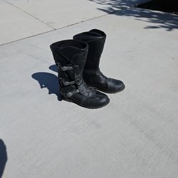 Motorcycle boots