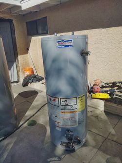 AMERICAN PROLINE 40 GALLON WATER HEATER FREE INSTALL & HOSES