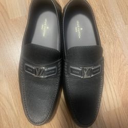 Louis Vuitton Men Loafers 300