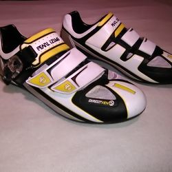 Pearl Izumi PRO Cycling Shoes. Carbon Fiber. Road Bike Racing Shoes. SPD. Super Lightweight. Men's 10, 44 EU