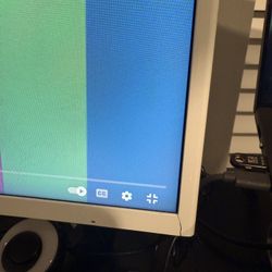 Samsung 27"  Curved Monitor - 1920 x 1080