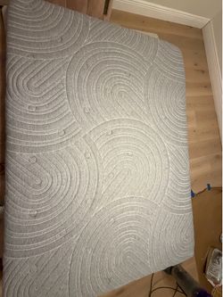 Full size mattress