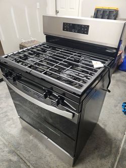 Whirlpool Range Gas stove brand new