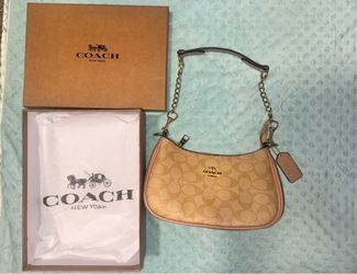 Coach Teri Shoulder Bag