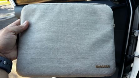 Incase Slim Sleeve for 12" MacBook - Heather Khaki - CL60676