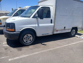 Gmc box truck