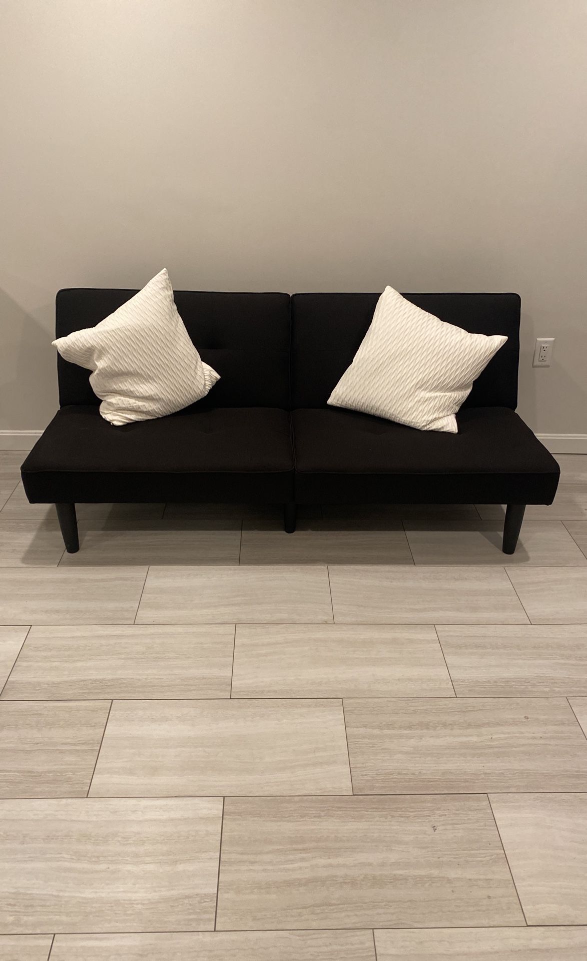 Black Futon