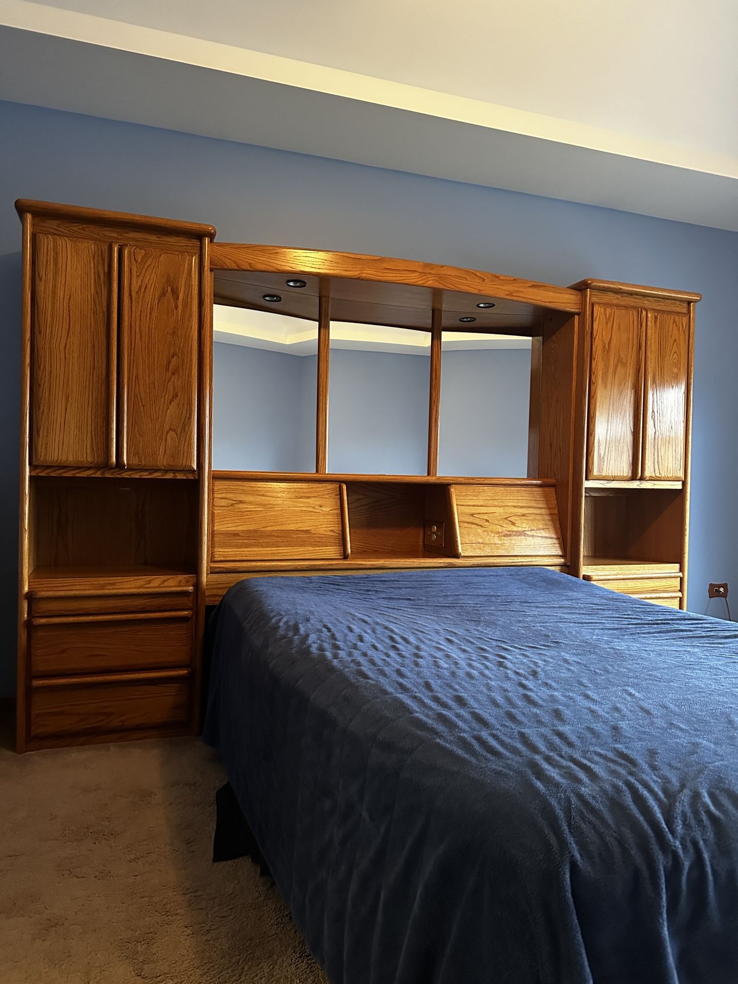 Queen Headboard with mirrors/lights and Storage Towers