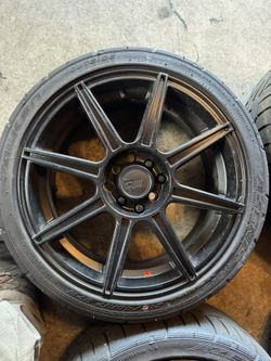 Fifteen52 17” rims wrapped in 215/40R17 Azenis RT615k+ tires