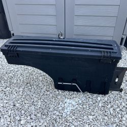 Truck Bed Storage Box, Lockable, Wheel Well Tool Box, Waterproof and Durable, Compatible with Ford F-150 2015-2