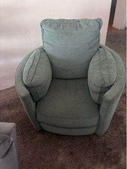 Swivel recliners