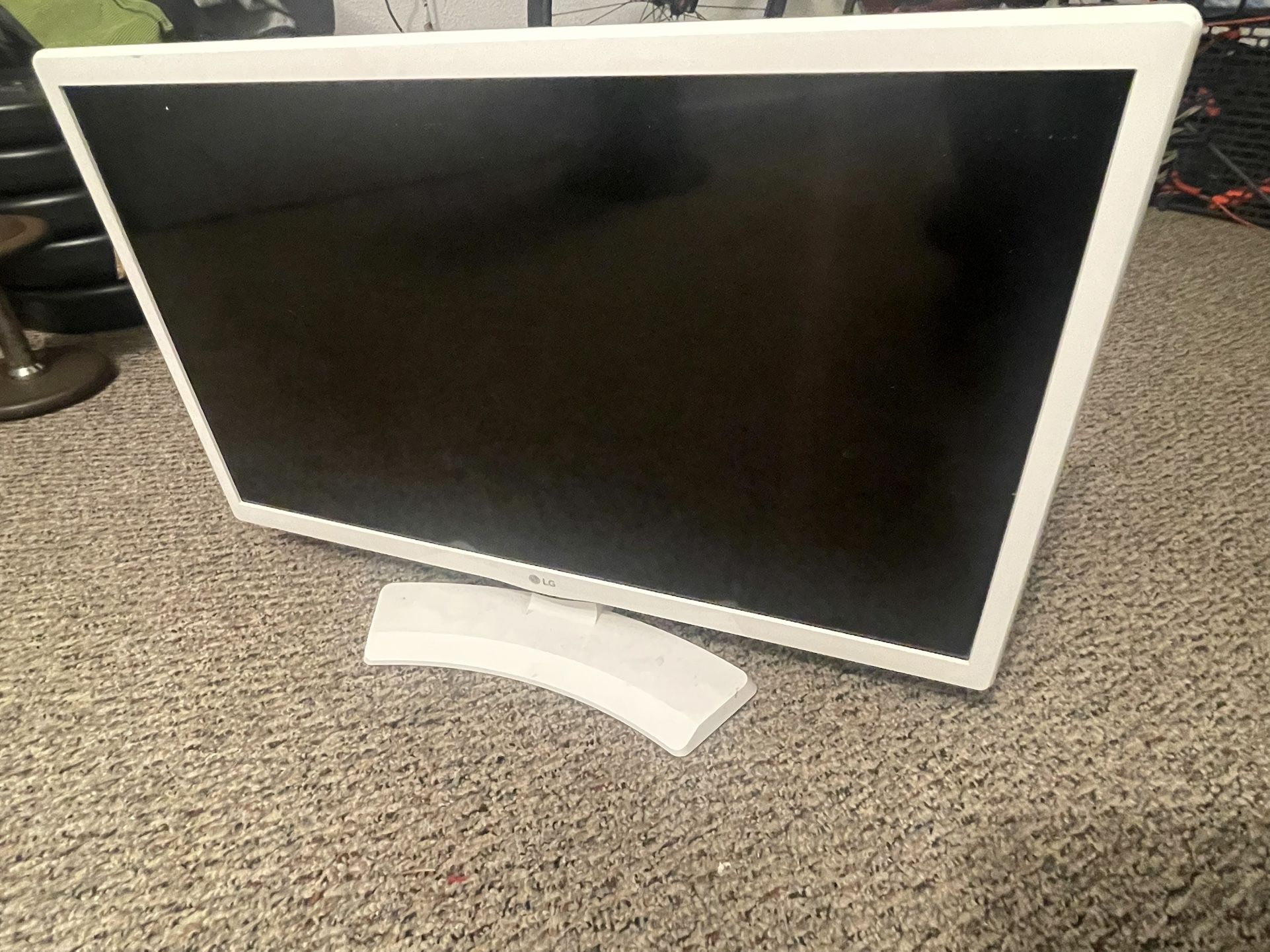 24'' 720p LED Tv