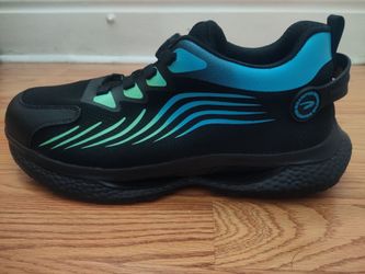 Running shoes Size: 12/13  Negotiable