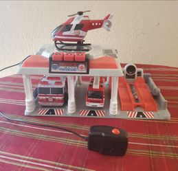 Maxx Action Rescue Fire Station Playset