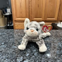 Toy Plush Ty Beanie Babie “Silver Cat”  1999.  Sits  up.  Brand New with Tags. . 
