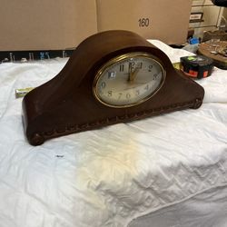Mantel Clock 