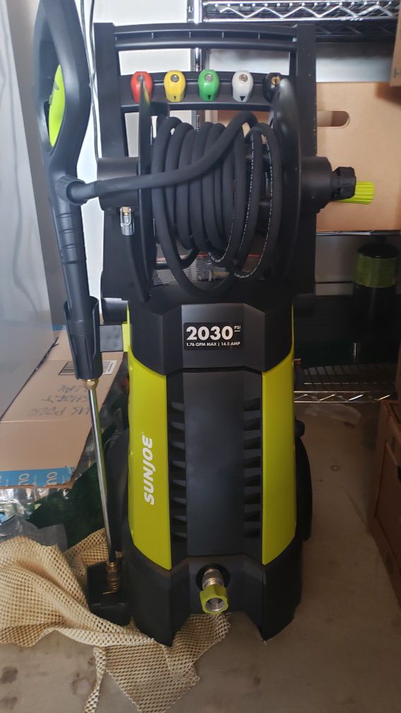 SUN JOE 2030 Max PSI 1.76 GPM 14.5 Amp Electric Pressure Washer with Hose Reel
