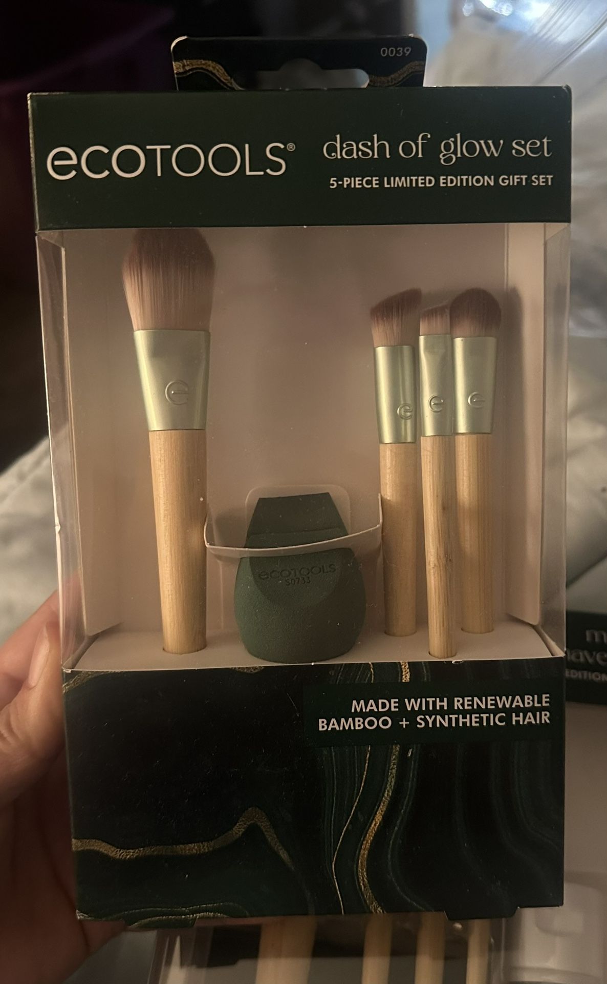 BRAND NEW Ecotools Dash Of Glow Set! 