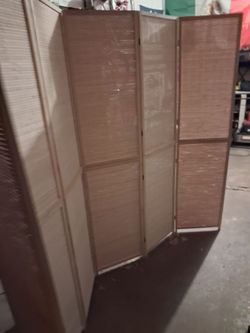 Wood divider great shape