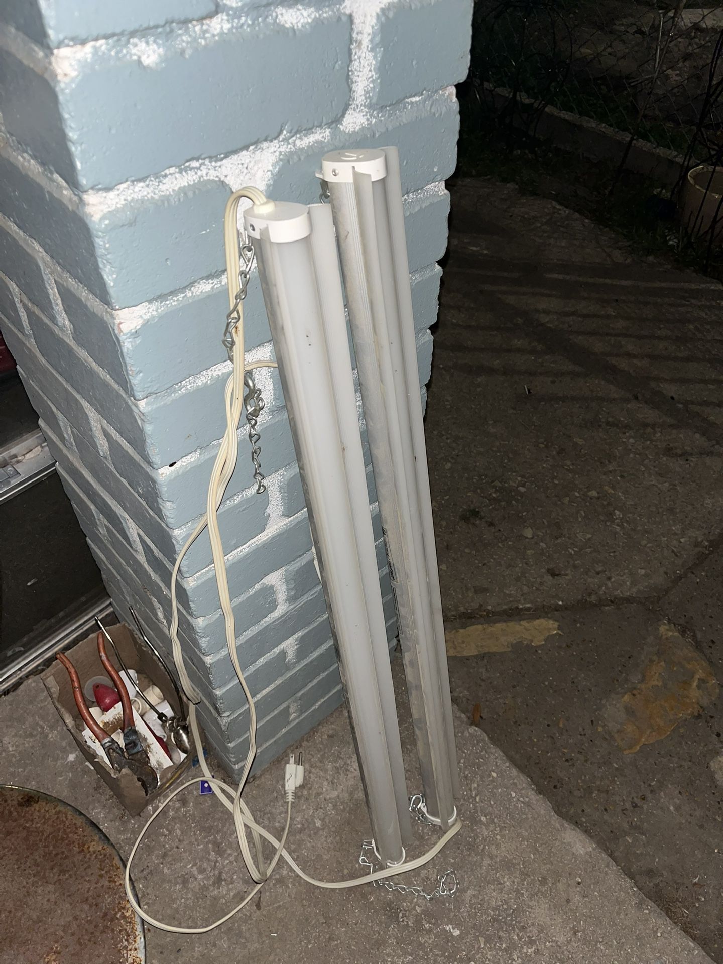 Light Fixtures
