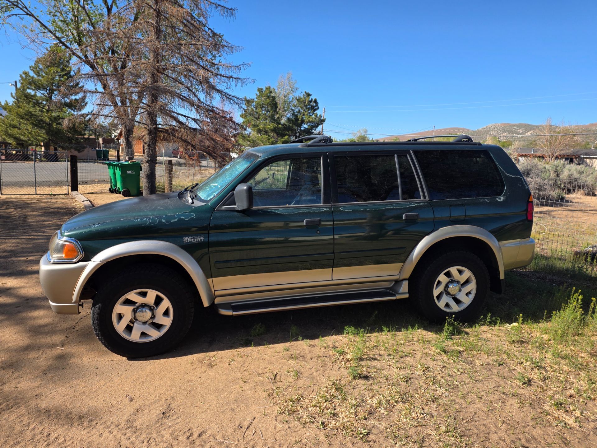 2000 Mitsubishi Montero Sport