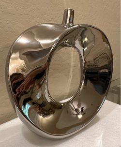 New Large ( Silver Apple ) statue Home Decoration 14,5" H x 14" W x 4” D
