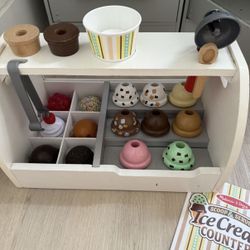 Melissa and Doug Play Kitchen Toys 