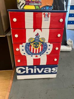 Nueva Cajonera Chivas 