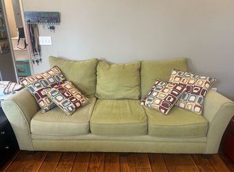 90” green couch — Great for lounging!