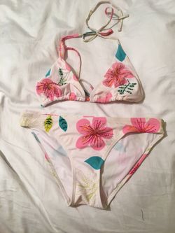 Flower print bikini