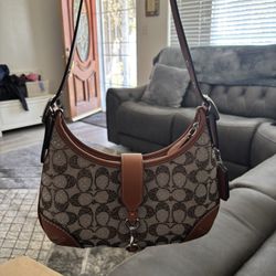 hamptons hobo bag: crystal signature jacquard