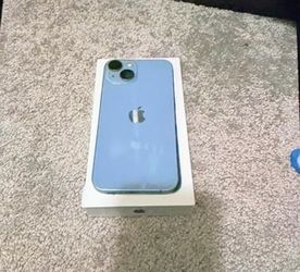 iPhone 14 small