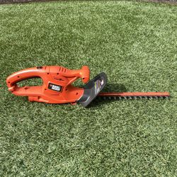 Black and Decker Electric Hedge Trimmer (corded)