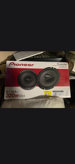 2 sets of 6 1/2  pioneer  door speakers