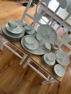 Dishes $100 Excellent condition