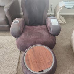 Ijoy Turbo 2 Massage Chair with Footrest Table
