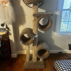 Large Cat Tower 
