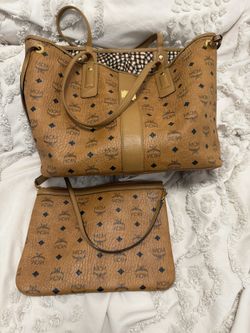 MCM medium Tote With The Inside Bag