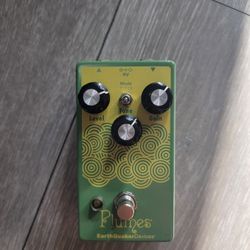 EarthQuaker Devices Plumes 