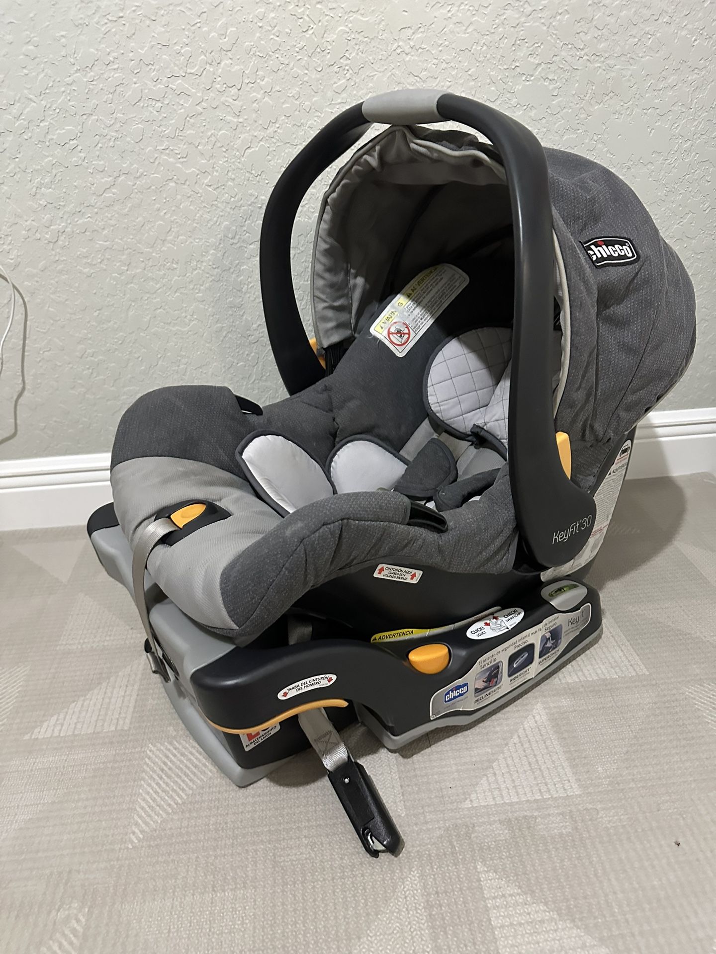 Chico Infant Car Seat