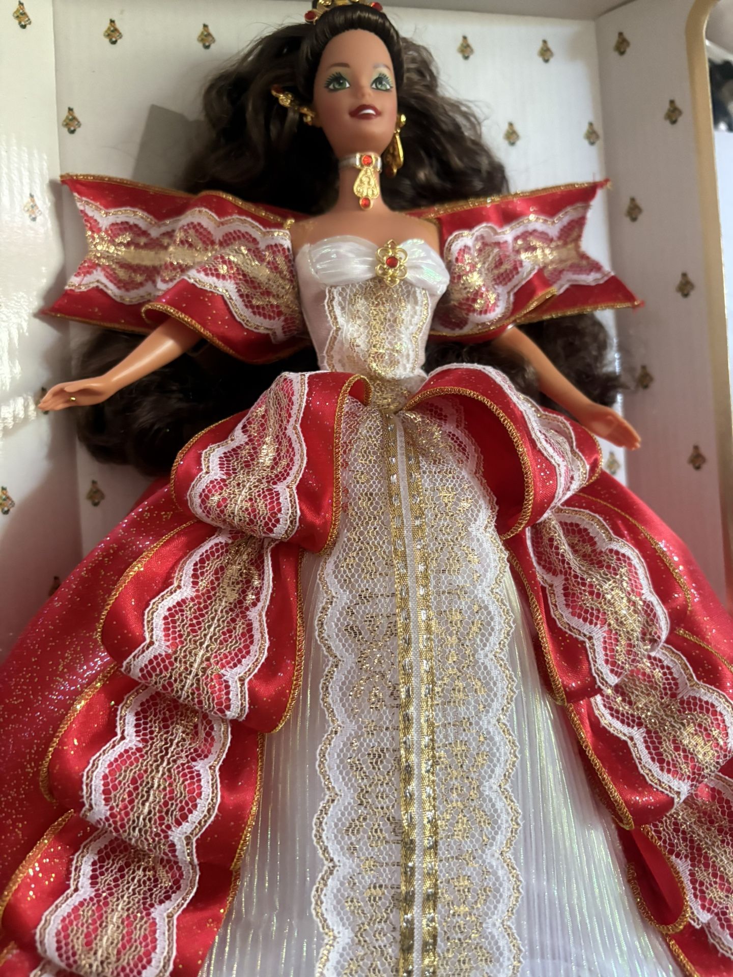 π 1997 Happy Holidays Barbie β Special 10th Anniversary Edition! π