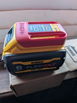 FLEXVOLT 20V/60V MAX Lithium-Ion 6.0Ah Battery Pack with fast charger