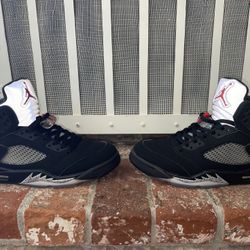 Air Jordan 5 Retro OG “Black/Metallic”