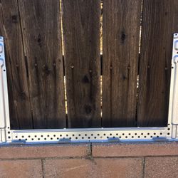 GE/ Frigidaire microwave mounting bracket