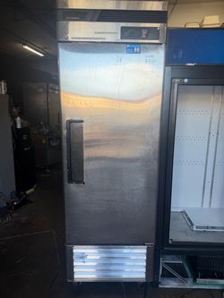 Turbo Air TSR-23SD 1-door reach in cooler
