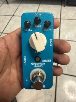 Bass Chorus Pedal - Mooer Ensemble Queen