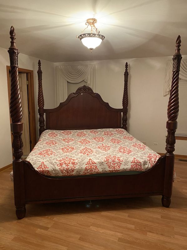 Thomasville California King 4 Poster Bed Frame for Sale in Sugar Grove, IL OfferUp