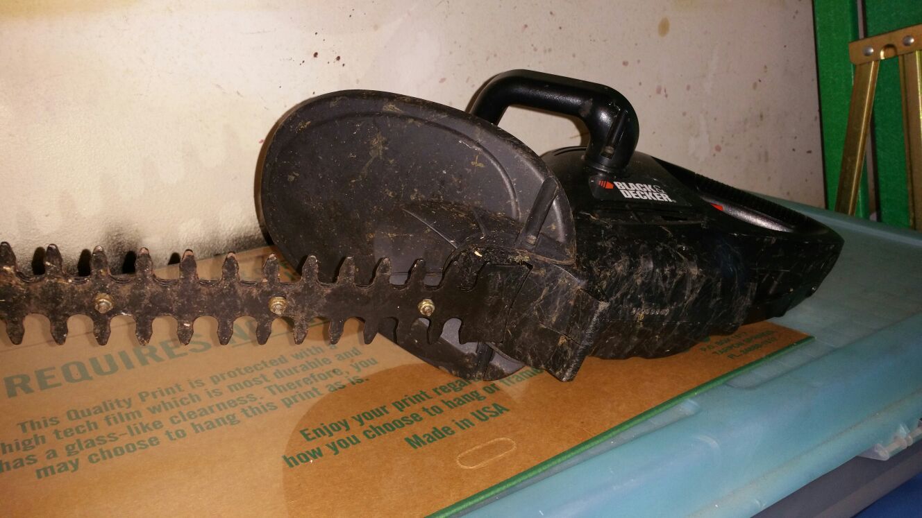 Bush trimmer