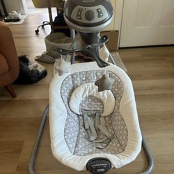 Graco Baby Swing