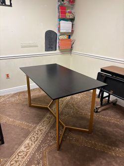 SAYGOER Table